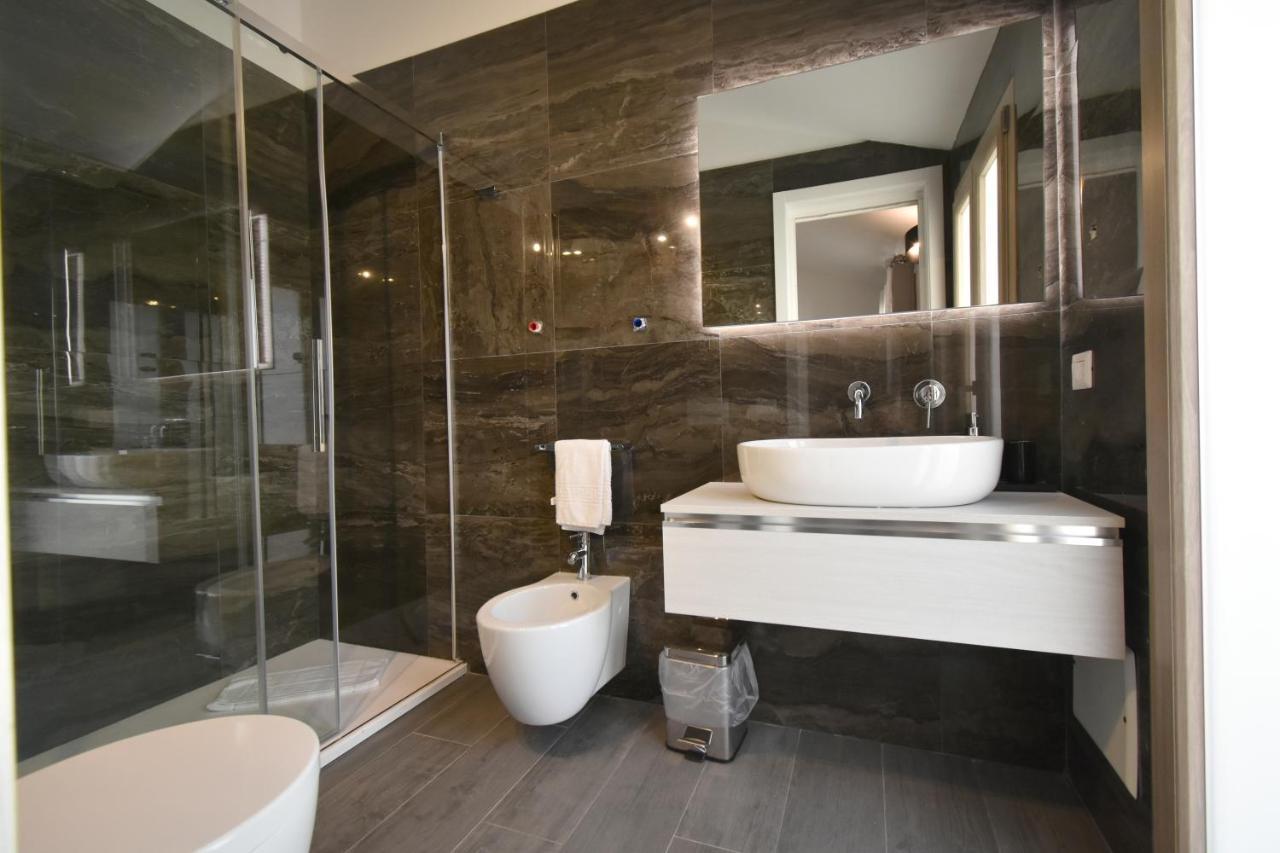 Cavour Rooms Olbia Esterno foto